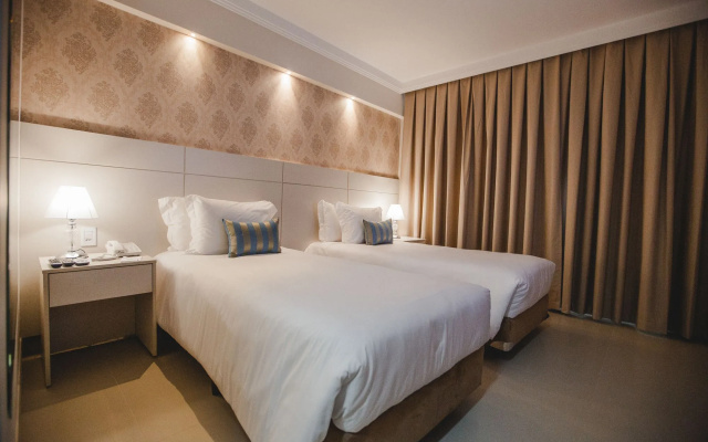 Golden Lis Hotel Boutique