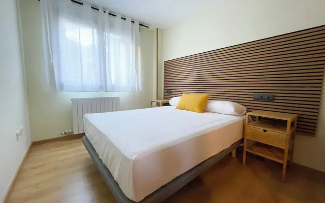 Apartamentos Escarrilla Suites 3000