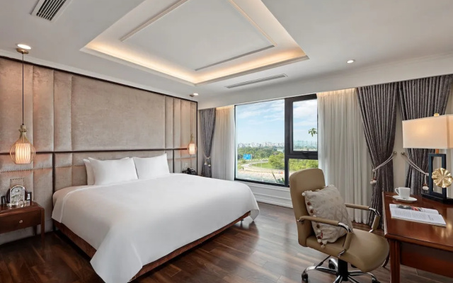 Ravatel Luxury Hotel Bac Giang