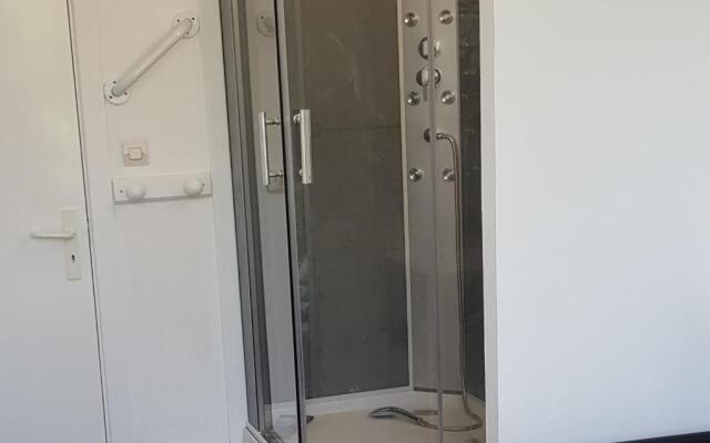 Gazelle Guest House and Art Gallery