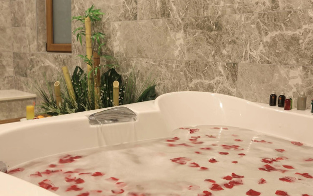 Cam Thermal Resort Spa Convention Center