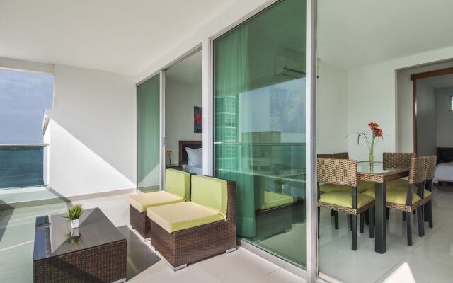 Travelers Suites Orange Cartagena