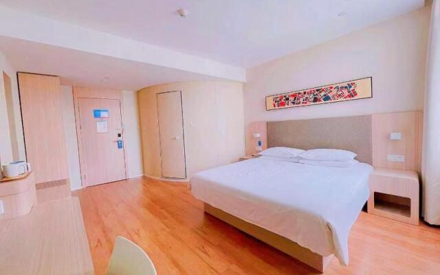 Hanting Hotel Dunhua Railway Station