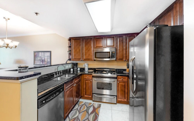 Waterscape Condominiums