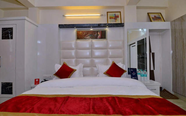 Hotel Ganpati Plaza