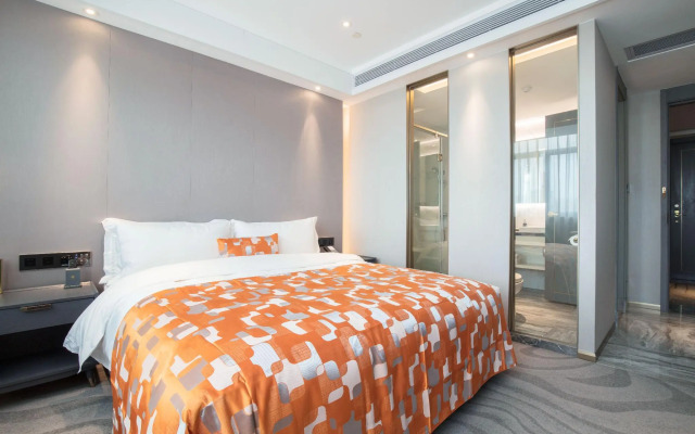 Zenith International Hotel