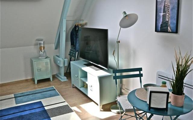 Le Cyan, studio 4min à pied centre ville, local vélo