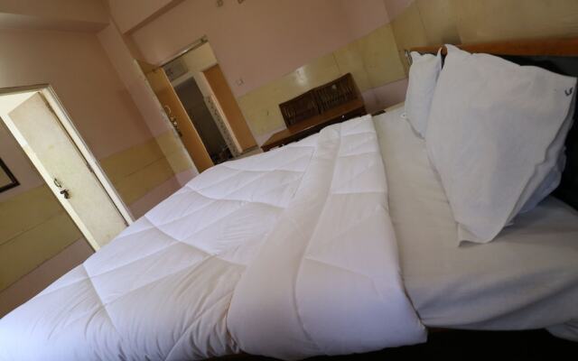 Spot On 37324 Hotel Grace
