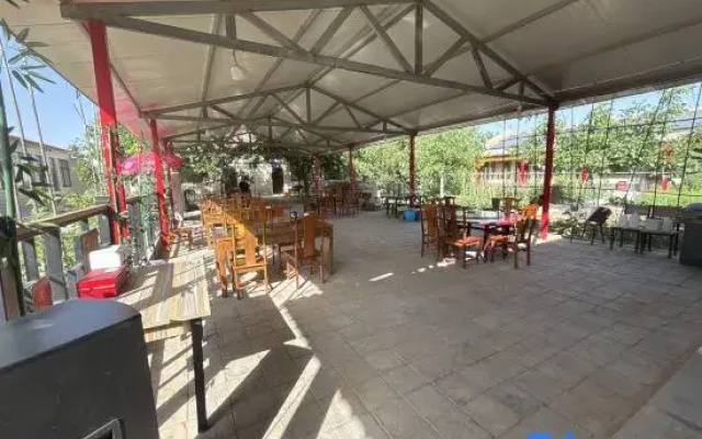 Shaguan Courtyard