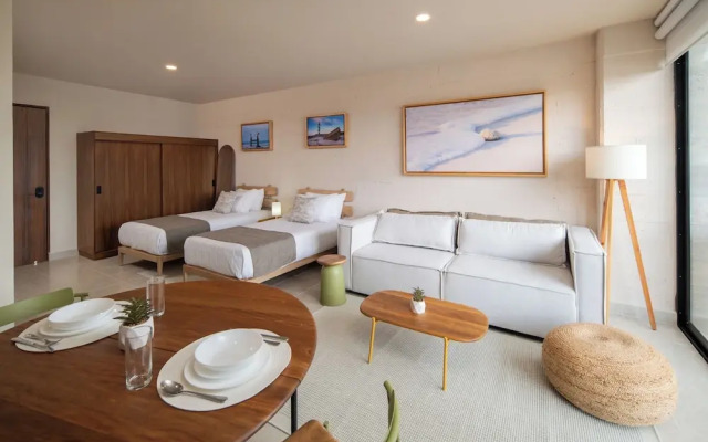 Everglades Suites