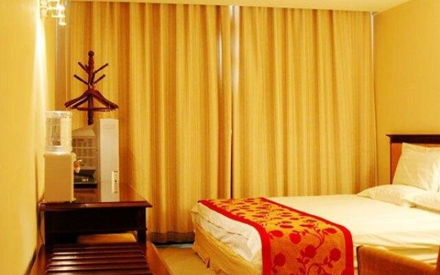 Beijing Luhong Hotel