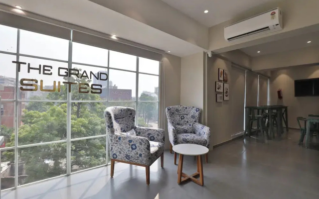 Hotel The Grand Suites