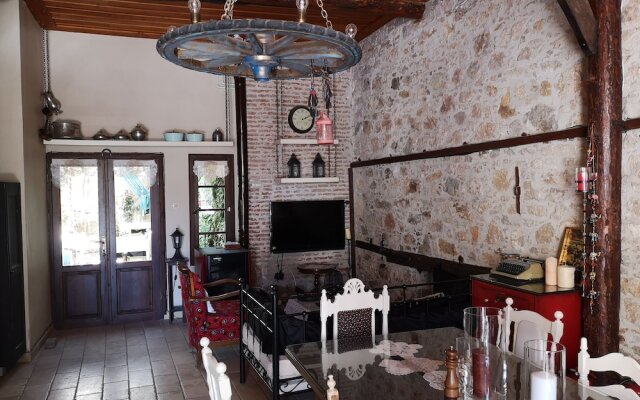 Ayvalik Sarigelin Pansiyon