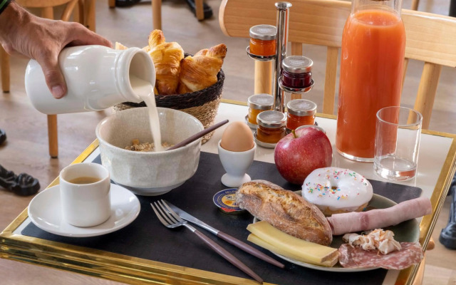 Le Petit Oberkampf Hotel & Spa