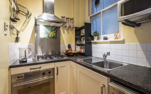 Lovely Alexandra House Retreat - JAN