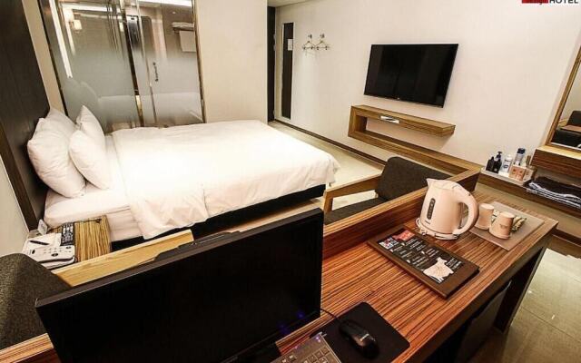 Grand Windsor Hotel