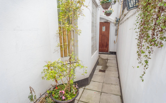 Castletown House Apartments