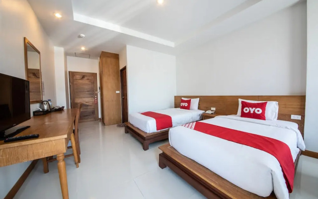 Golden Place Patong by OYO Rooms