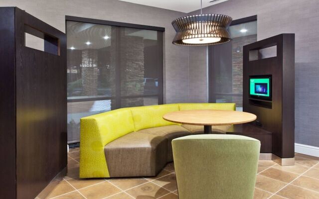 Courtyard by Marriott Dallas Grand Prairie