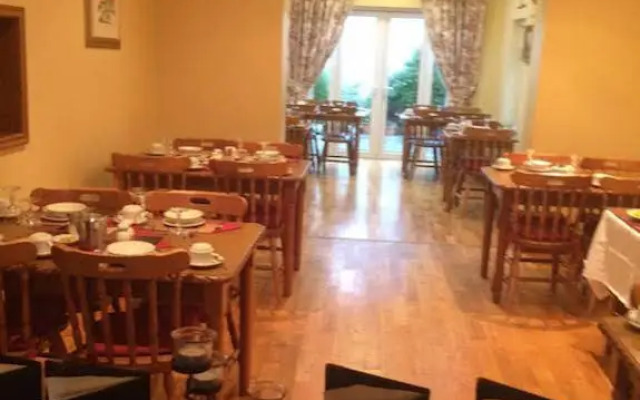 Seashore Lodge Guesthouse