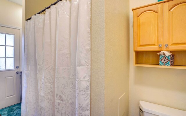 Fallbrook Vacation Rental: 3 Mi to Wineries!