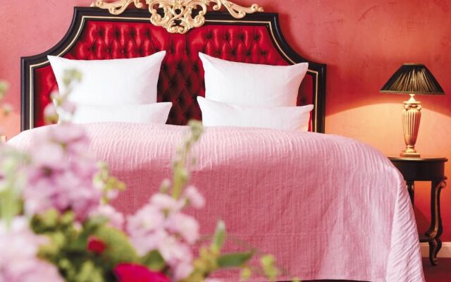 Victor's Residenz - Hotel Schloss Berg