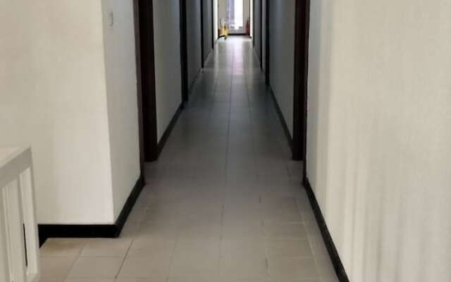 Hans Place Hotel