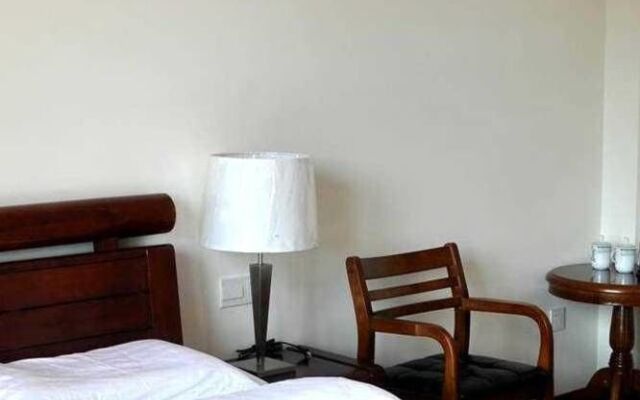 Wuyuan Huayuan Mountain Villa