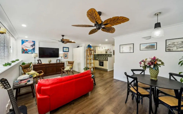 Beachfront Burleigh Getaway