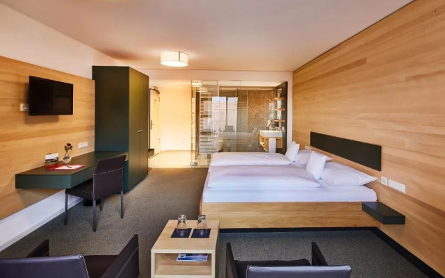 ElzLand Hotel 9 Linden BUSINESS & FAMILIEN HOTEL