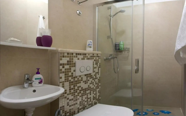 Elim Apartment