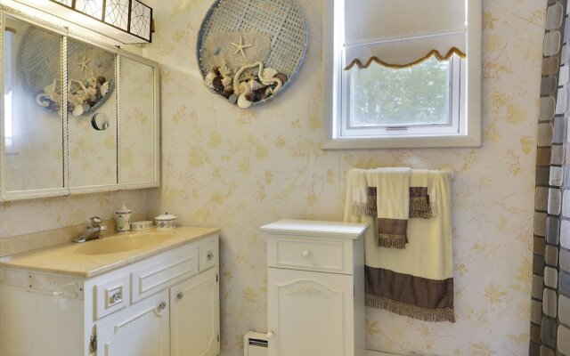 39 Beach Avenue by Long & Foster