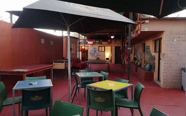Hostal Covaine - Hostel