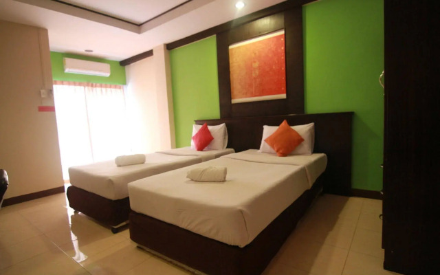 Отель Grand Pinnacle