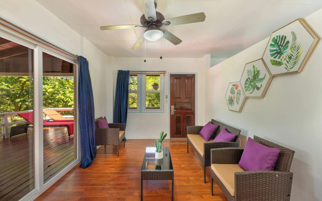 Hotel and Dive Center Roatan Yacht Club