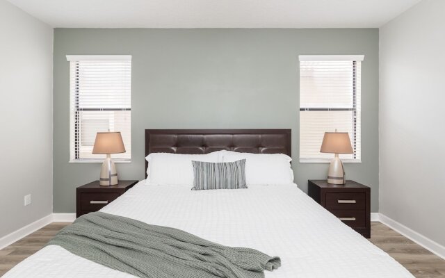 Mansion on Mrytlewood