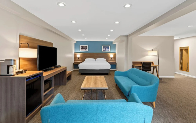 Travelodge Parksville