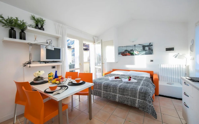Villa Apartments - Porto Letizia