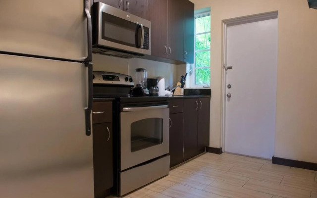 Tradewinds Apartment Hotel