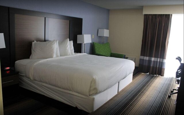 Best Value Inn Bloomington