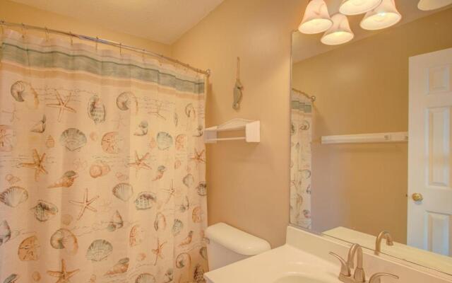 6170 - Poolside Paradise