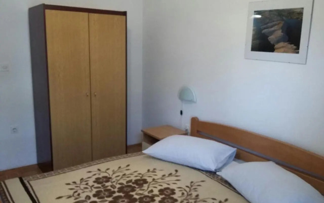 Apartment Povljana 6468a
