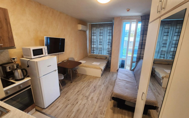 Colonel apartment 844