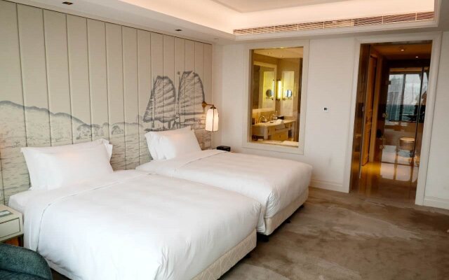 Hotel Plaza Carnival Qingdao