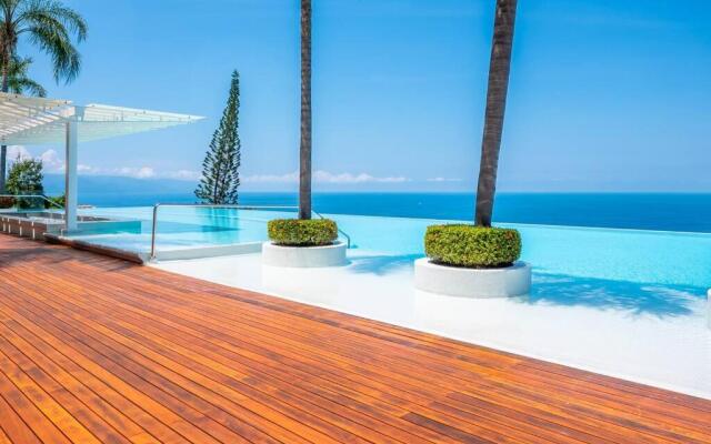 1004 AVALON - Amapas Luxury unit private pool