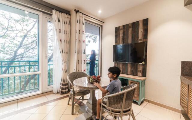 Bougainvilla Apartment