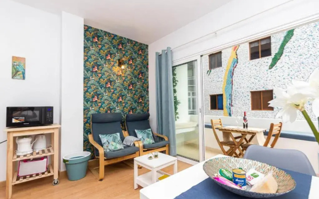 Apartment in Las Palmas de Gran Canarias, 102349