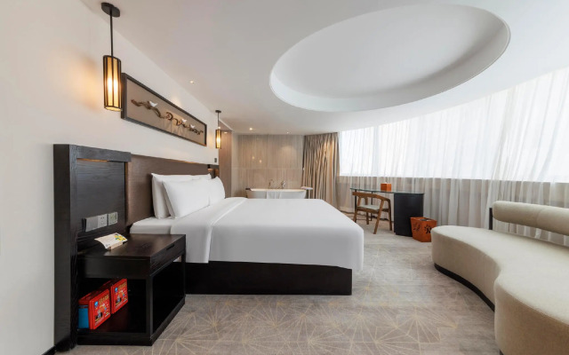 Relax Season Hotel Dongmen