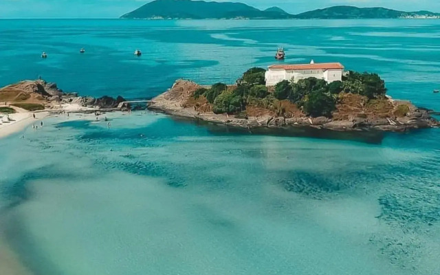 Cabo Frio frente Mar 03qt