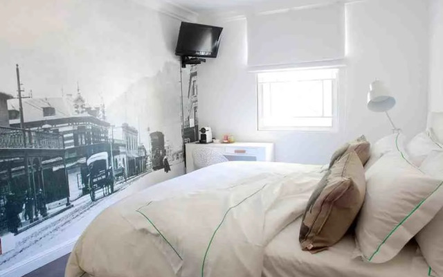 17 On Loader Guesthouse